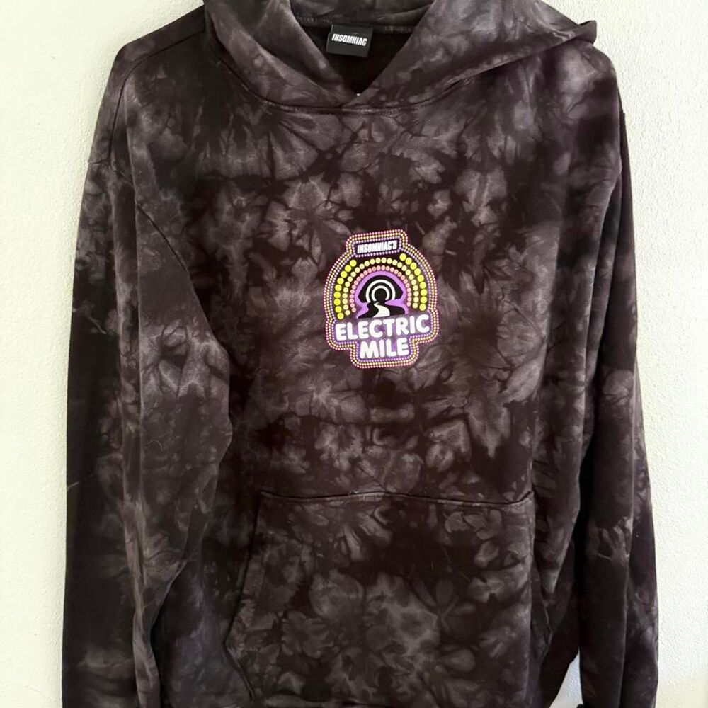 NWOT Retro Electric Mile Graphic Hoodie